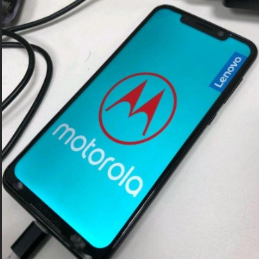 Motorola Moto One tem novas imagens vazadas