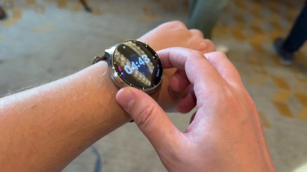 Moto Watch Ultra